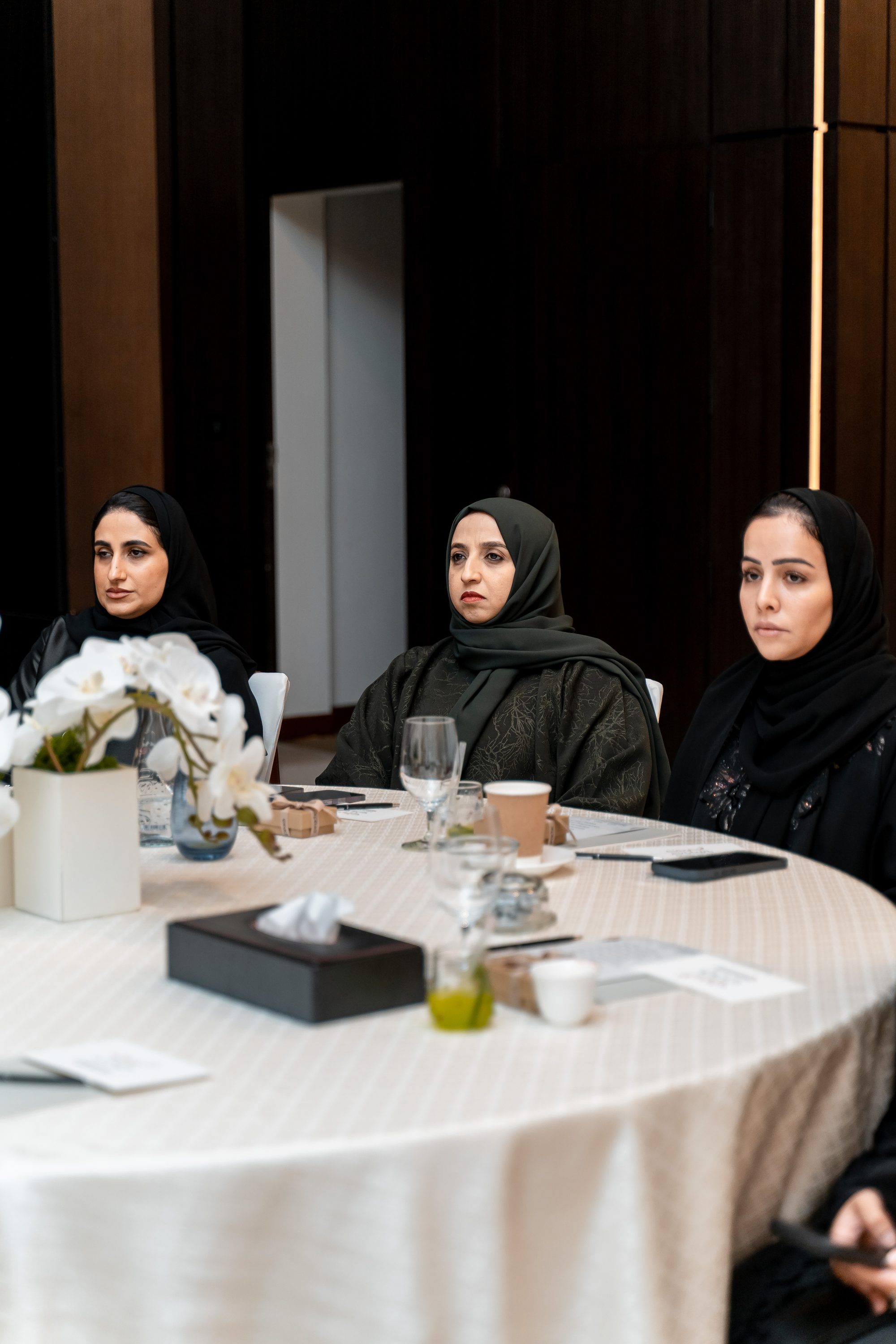 لقاء الموظفين