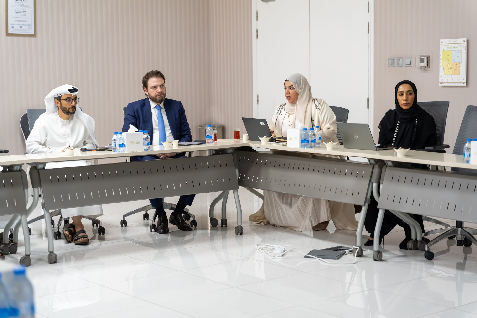 الاجتماع الأول للجنة التوجيهية لمشروع التحول إلى معايير المحاسبة الدولية في القطاع العام