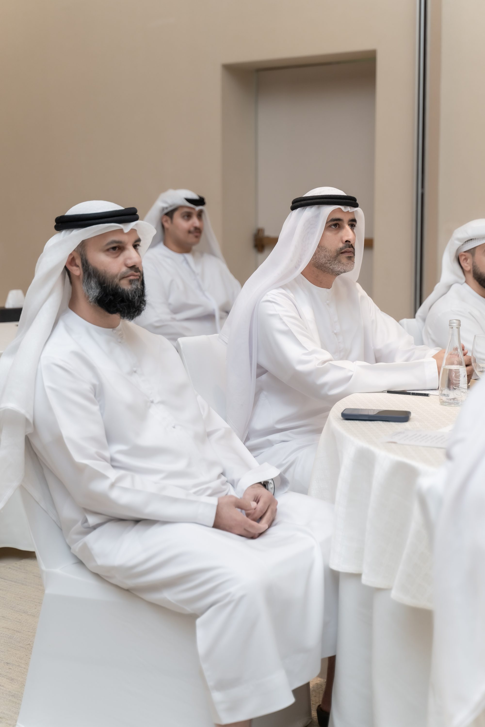 لقاء الموظفين