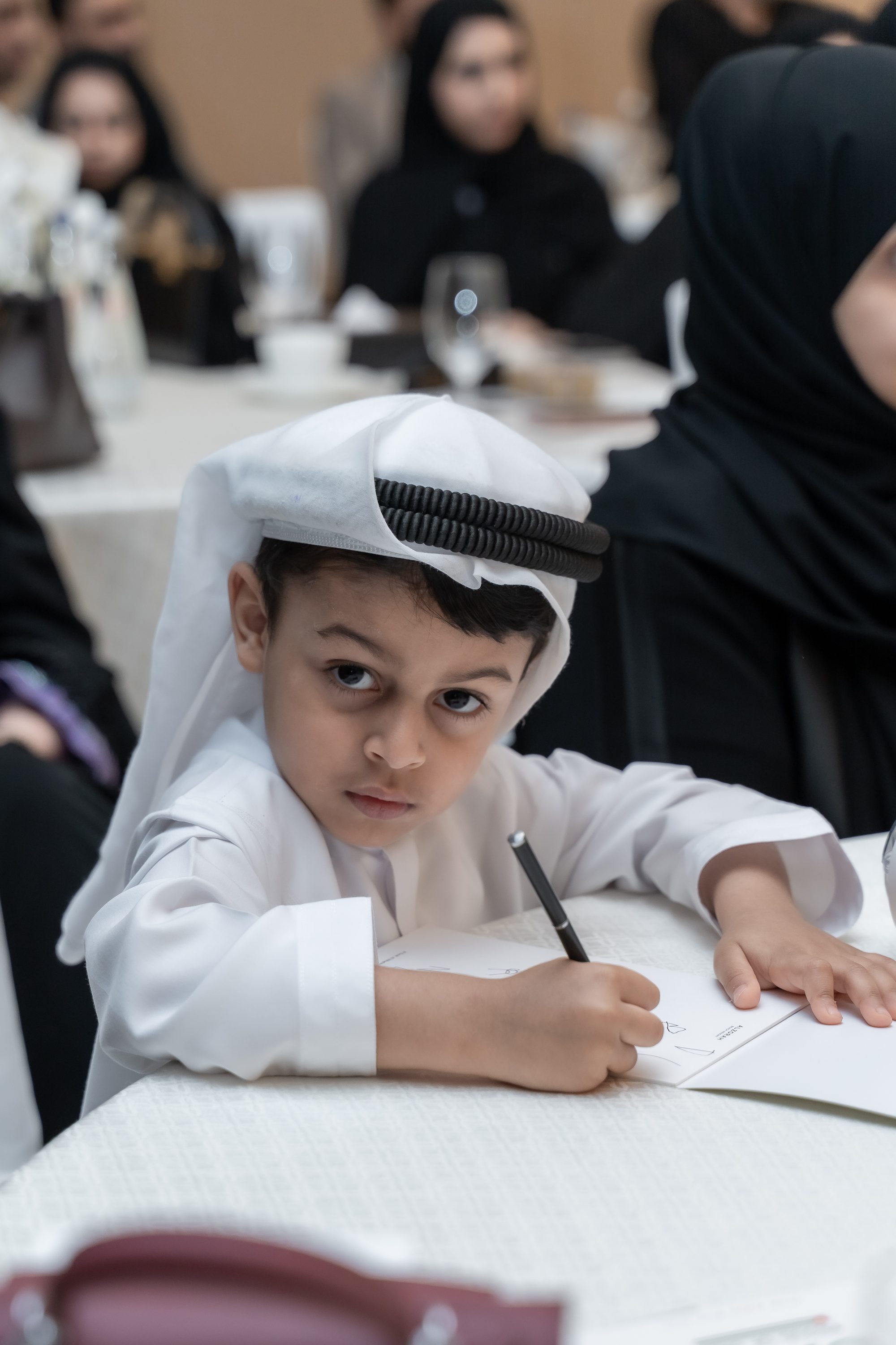 لقاء الموظفين