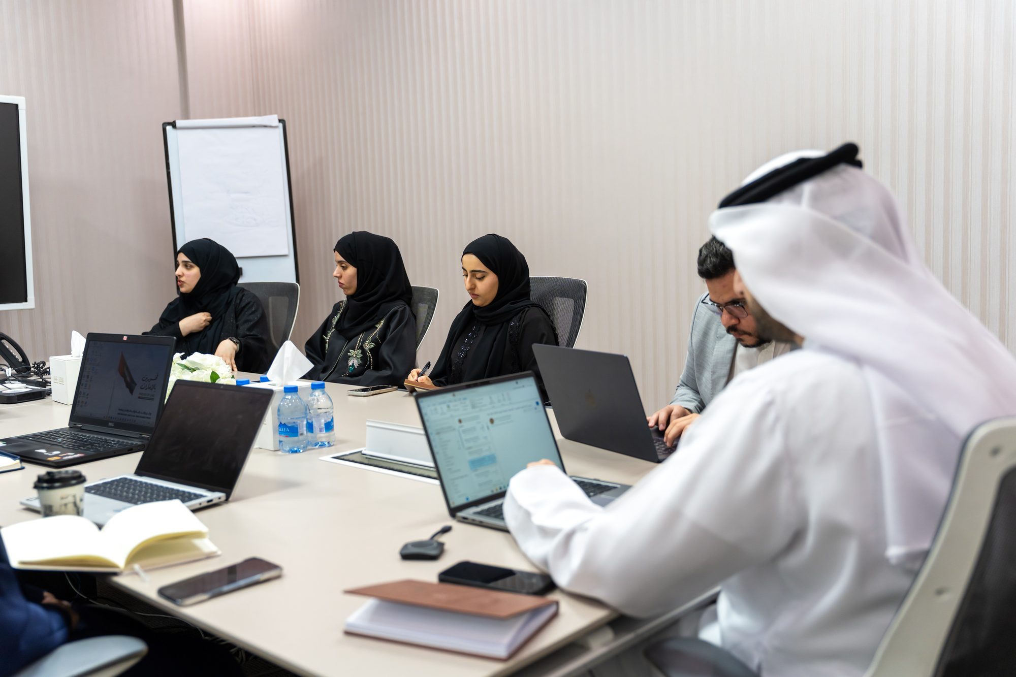 اجتماع التنسيق المسبق لإعداد الخطة المالية 2027-2029 مع المجلس التنفيذي ودائرة الموادر البشرية ودائرة عجمان الرقمية