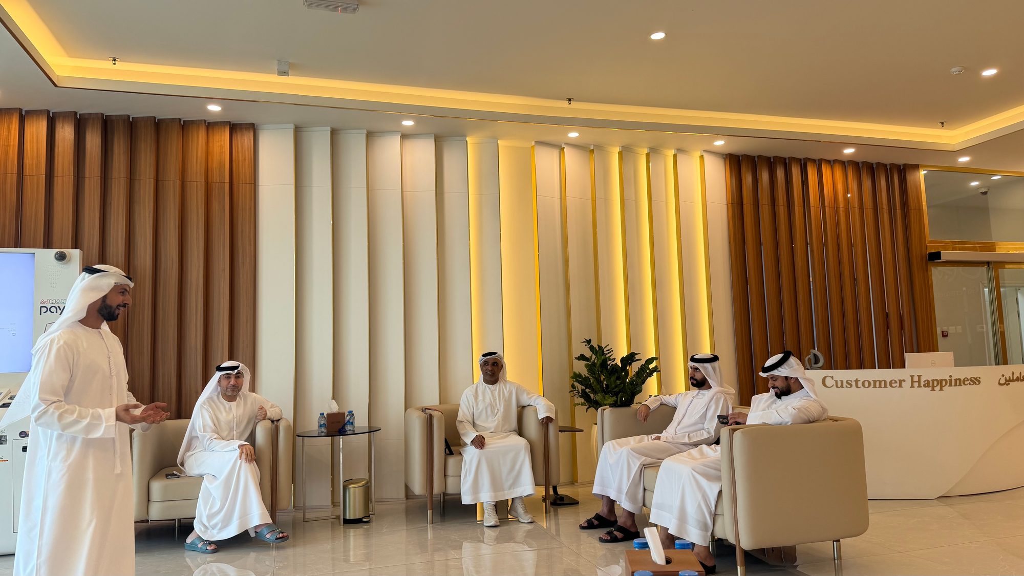 فخورين بالامارات