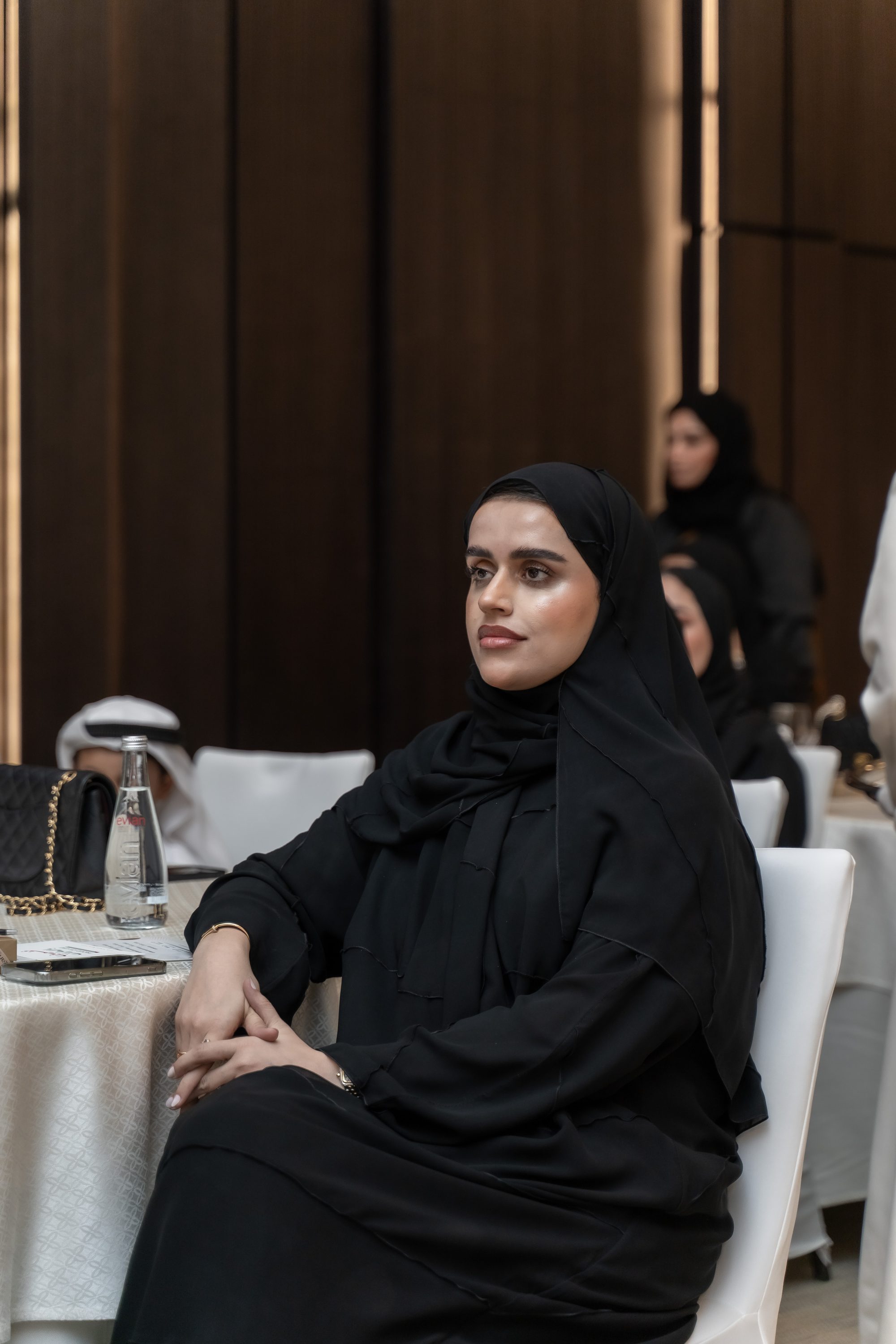 لقاء الموظفين
