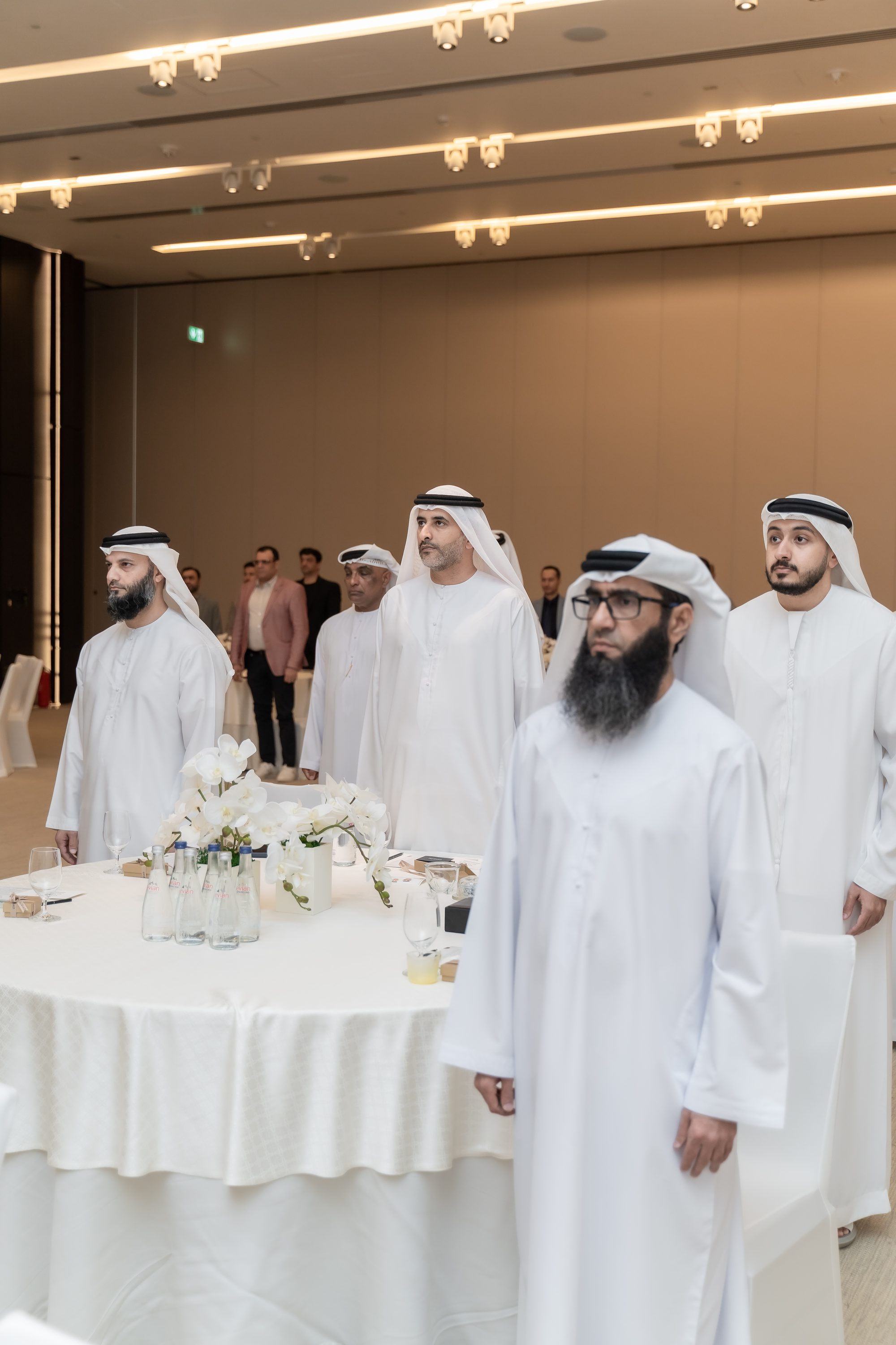 لقاء الموظفين