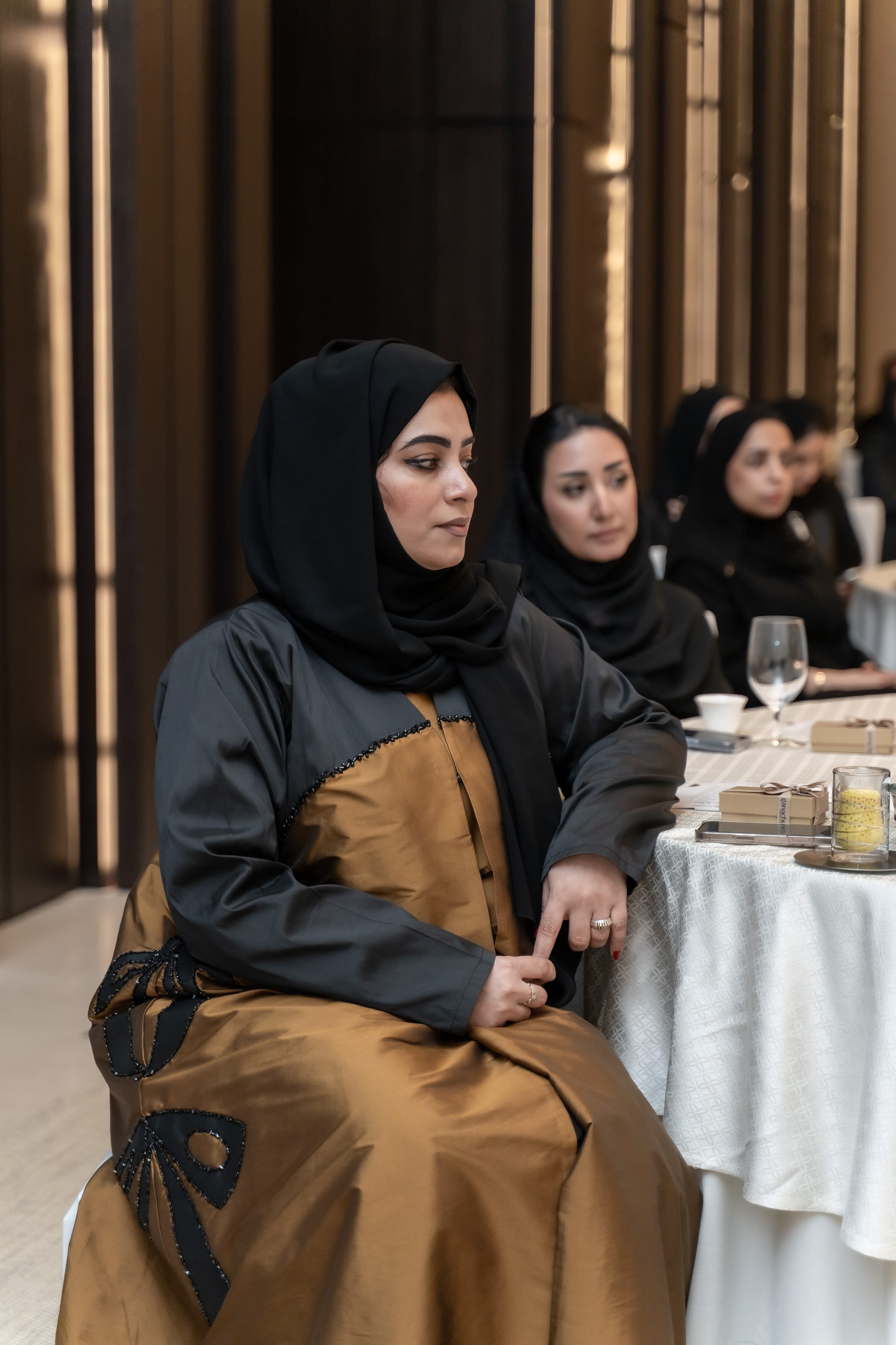 لقاء الموظفين